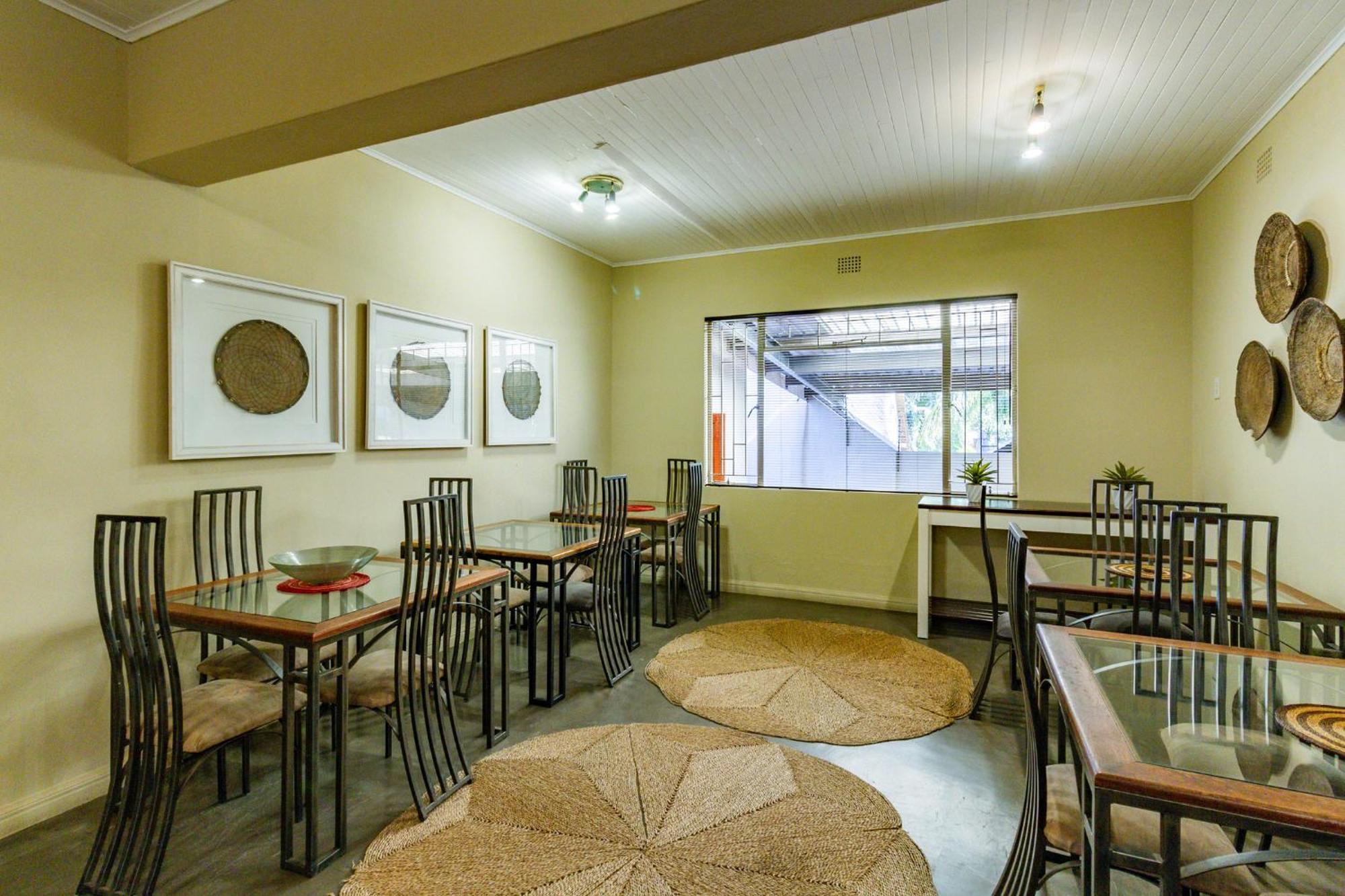 Pumleni Guesthouse Hartbeespoort Kültér fotó