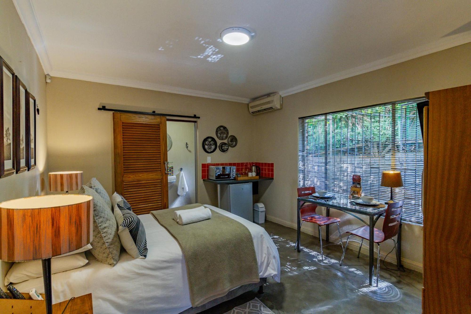 Pumleni Guesthouse Hartbeespoort Kültér fotó
