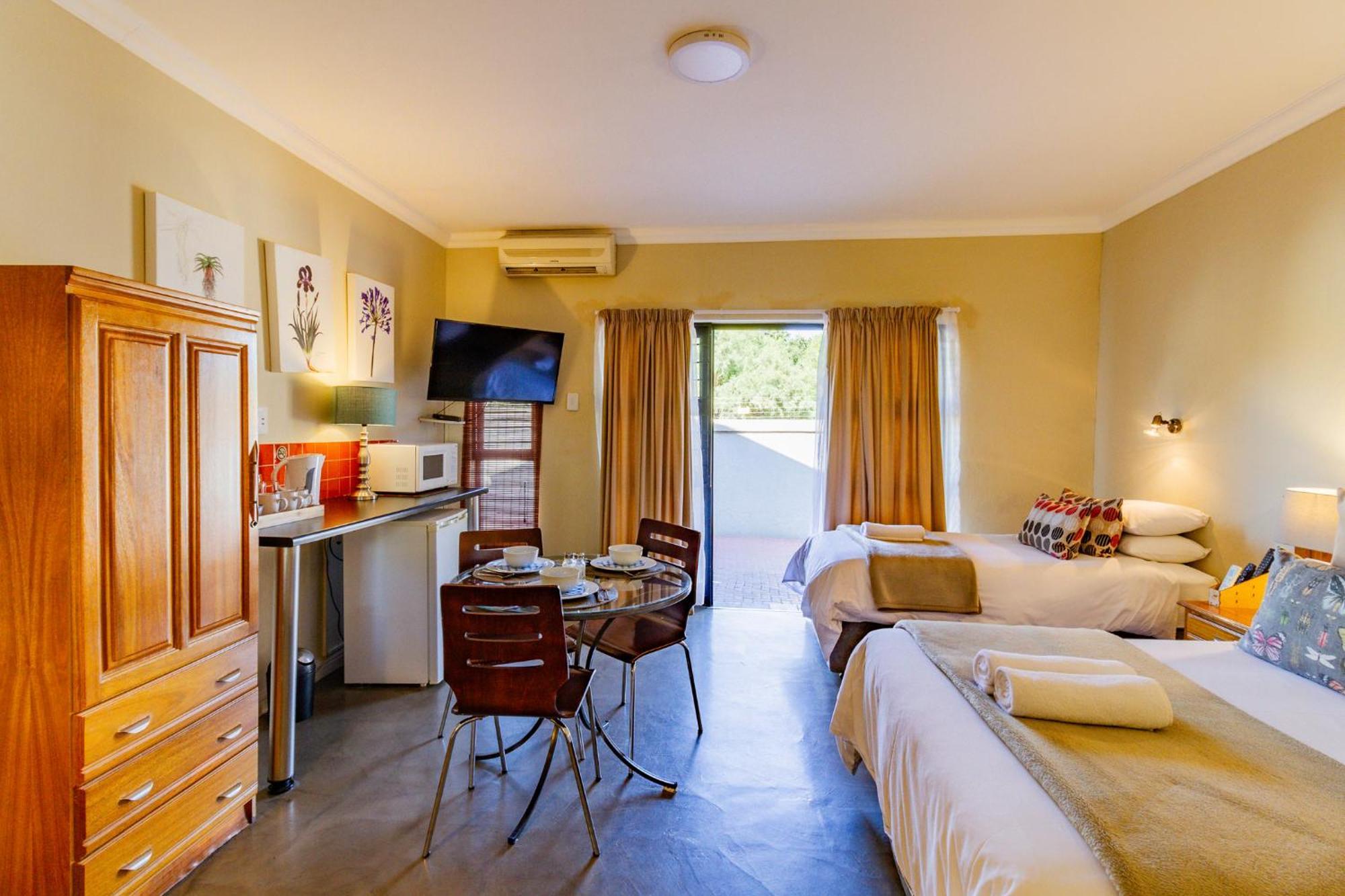 Pumleni Guesthouse Hartbeespoort Kültér fotó
