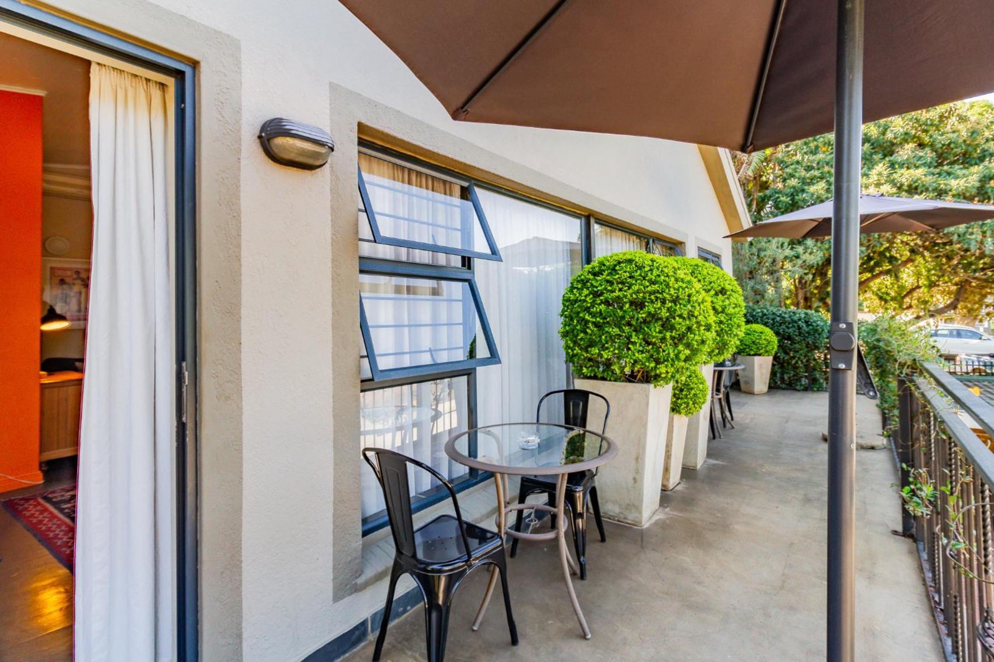 Pumleni Guesthouse Hartbeespoort Kültér fotó