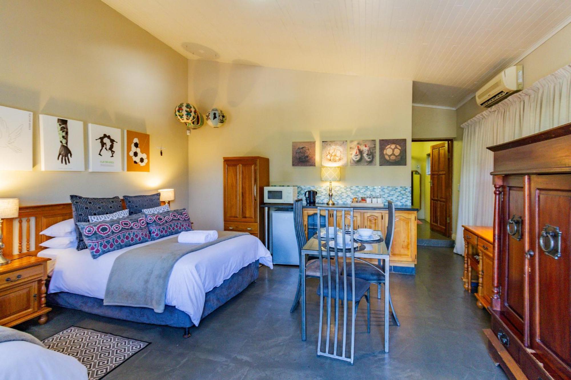 Pumleni Guesthouse Hartbeespoort Kültér fotó