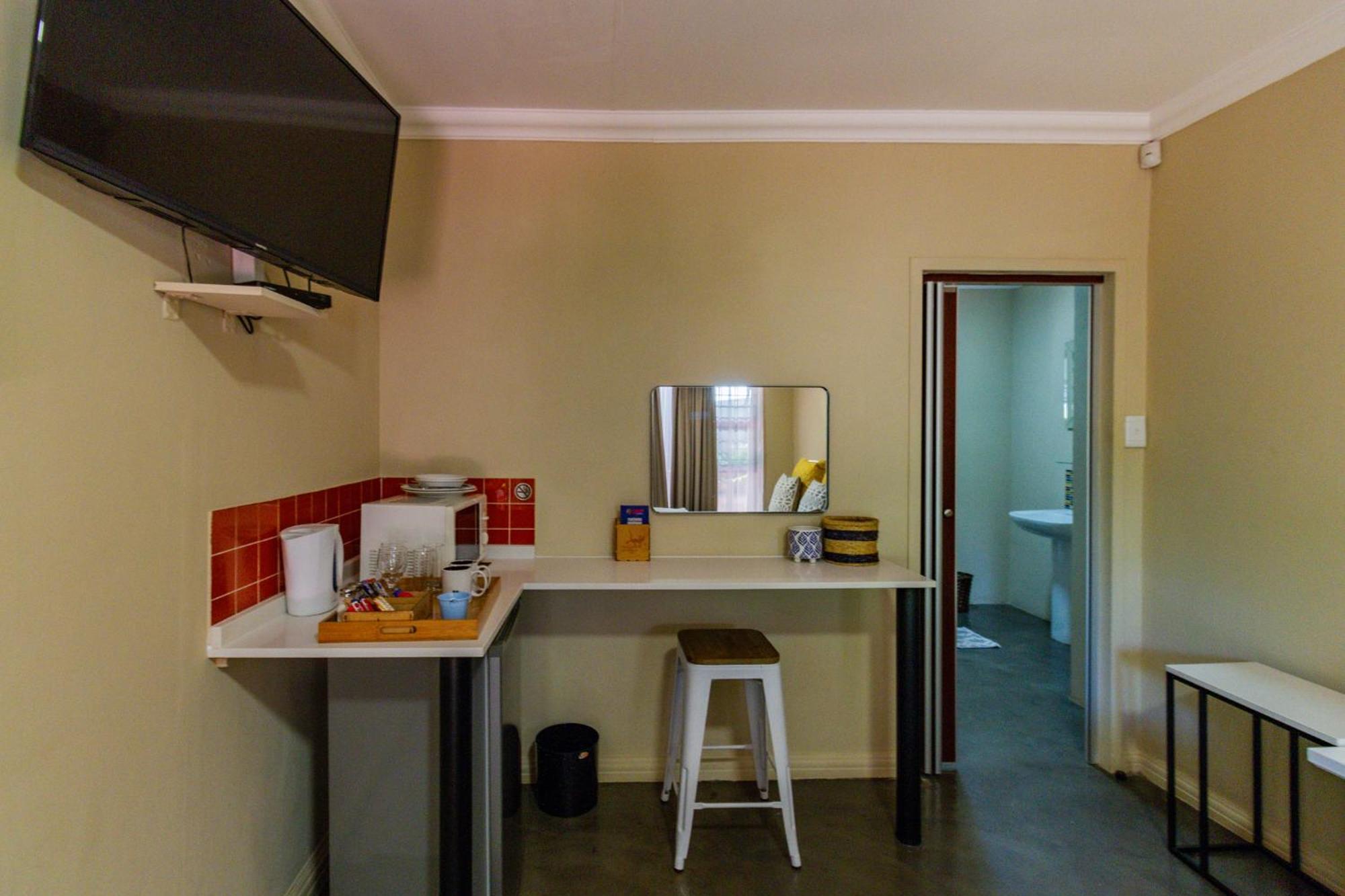 Pumleni Guesthouse Hartbeespoort Kültér fotó