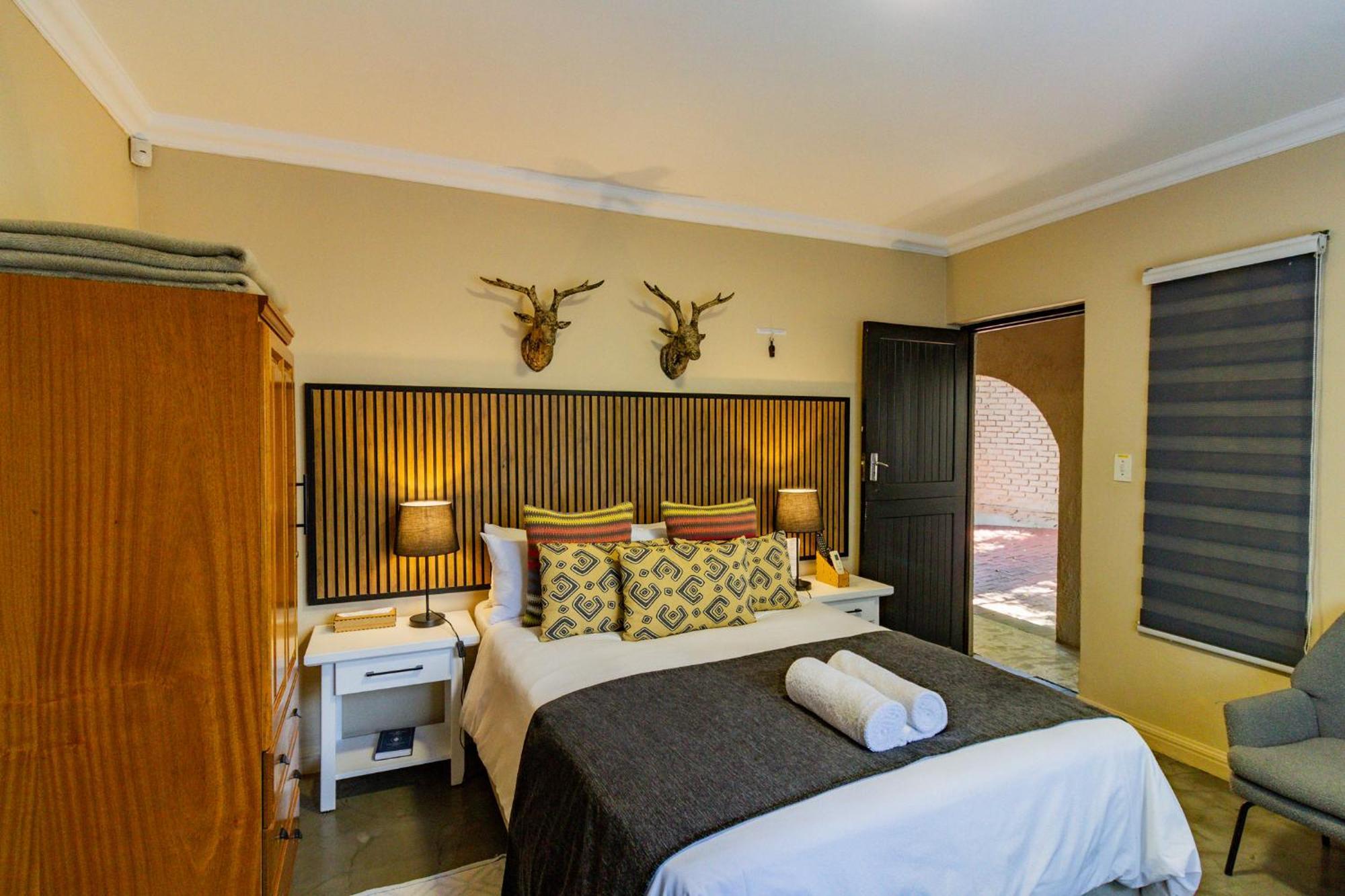 Pumleni Guesthouse Hartbeespoort Kültér fotó