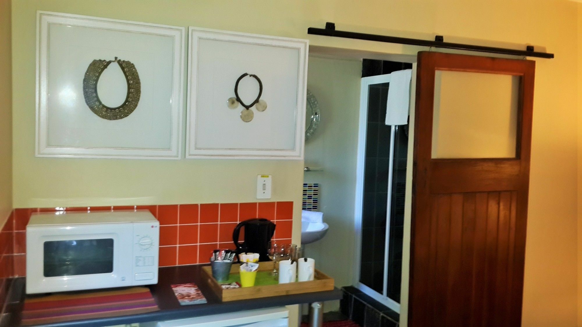 Pumleni Guesthouse Hartbeespoort Kültér fotó